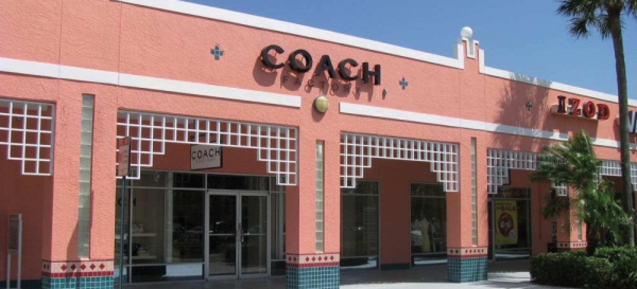 Naples Outlet Center Oak Haven